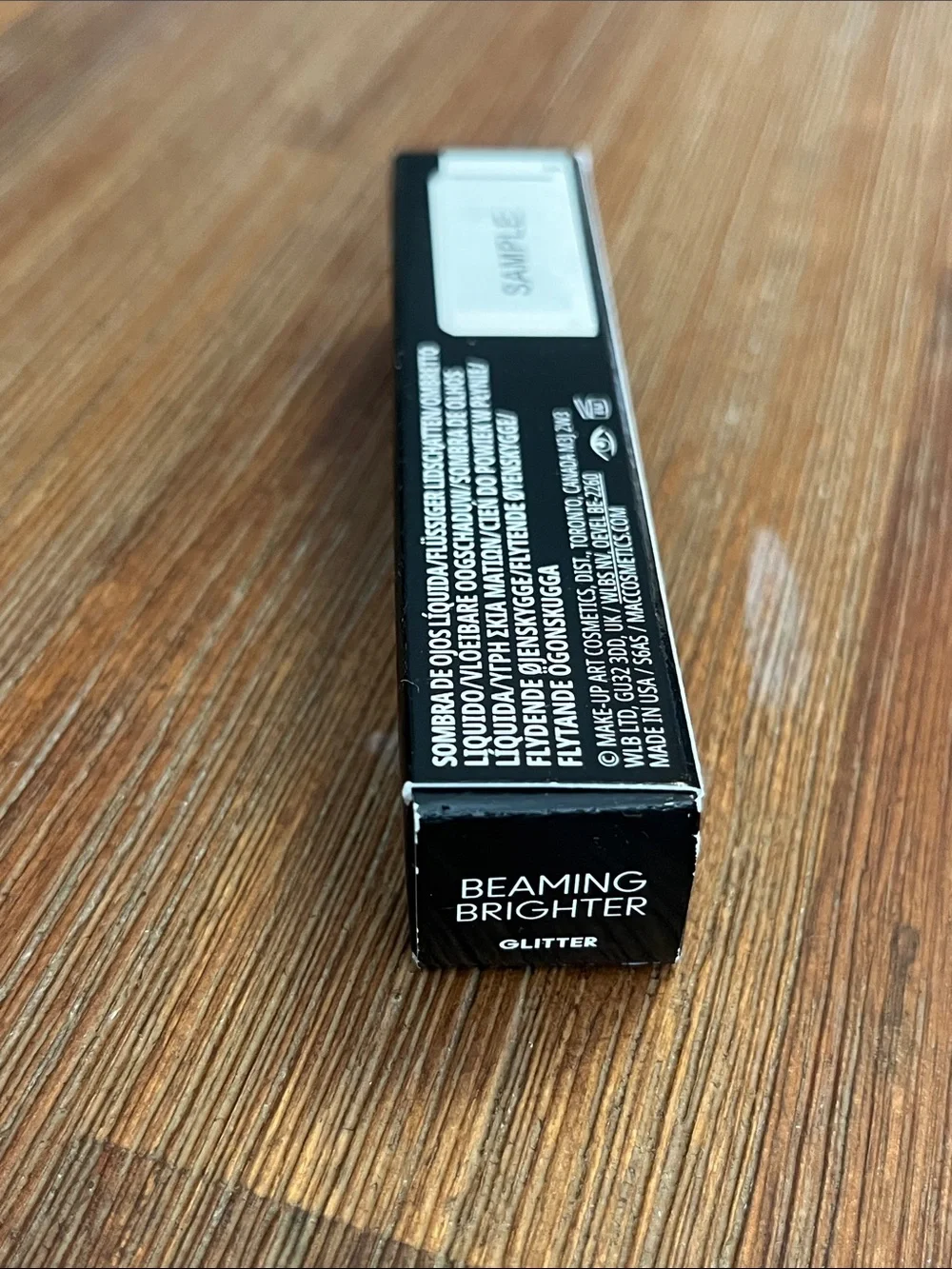 MAC Cosmetics Dazzleshadow Liquid in Beaming Brightly